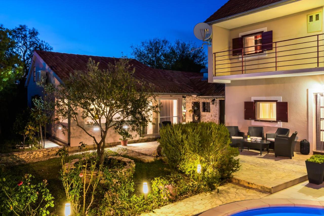 Holiday Home Rosko 斯克拉丁 外观 照片