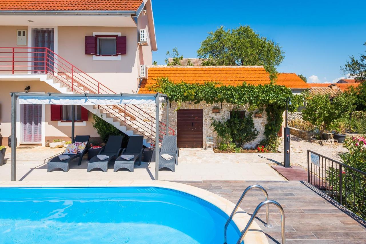 Holiday Home Rosko 斯克拉丁 外观 照片